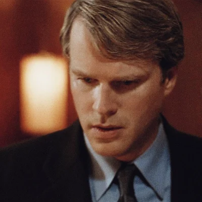 004- Lawrence Gordon